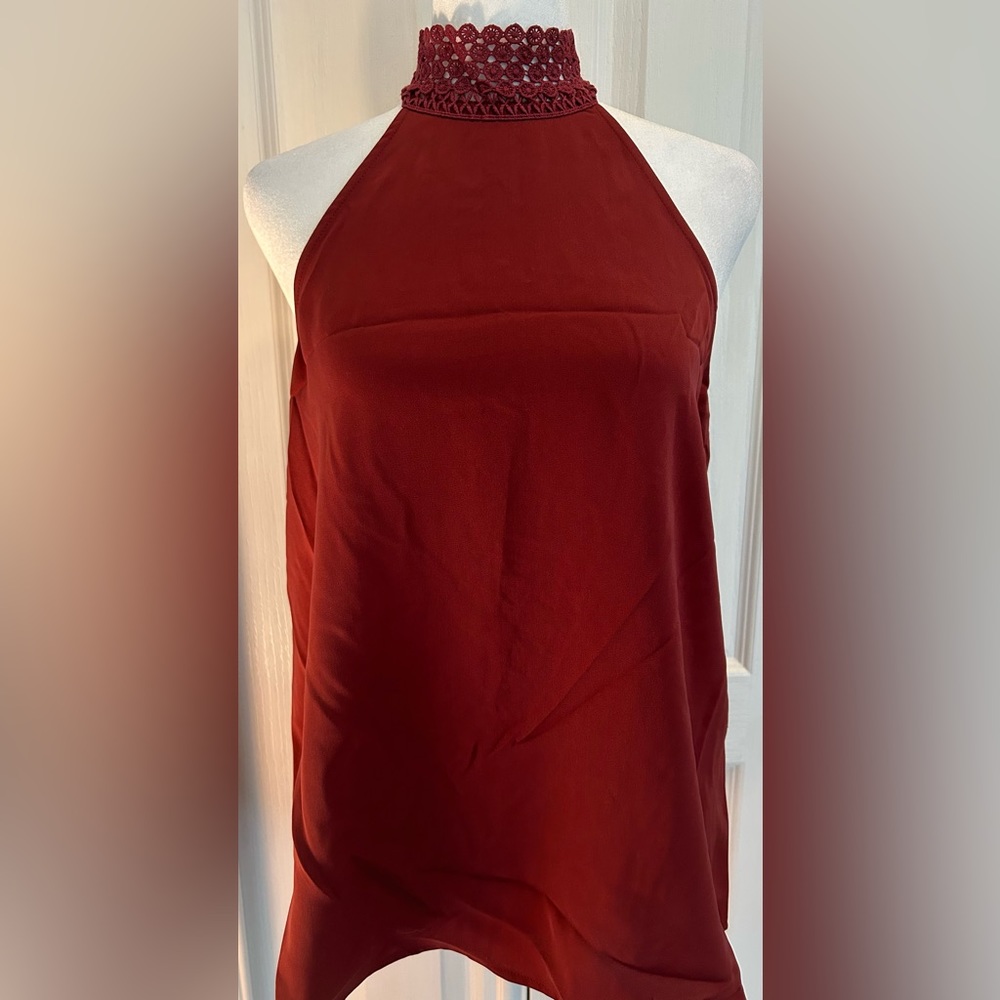 Woman’s blouse, burgundy, sleeveless, Small, NWT, crochet choker neck.Feminine